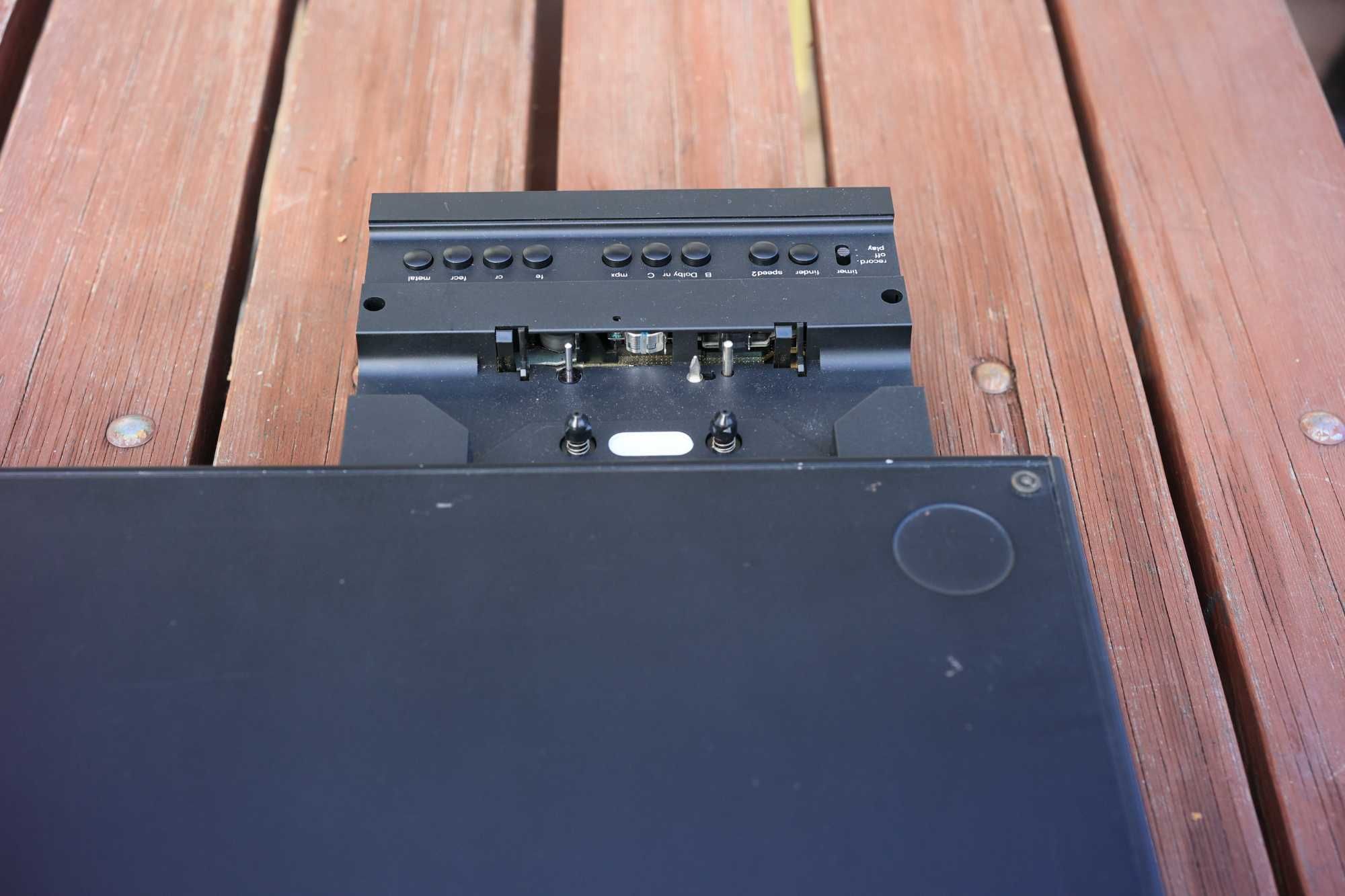Sprzęt po likwidacji serwisu Braun C3 magnetofon