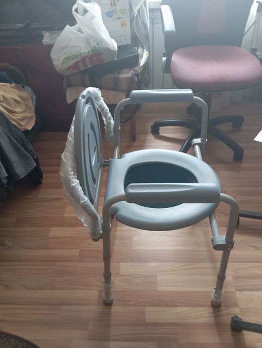 Стілець-туалет6001А