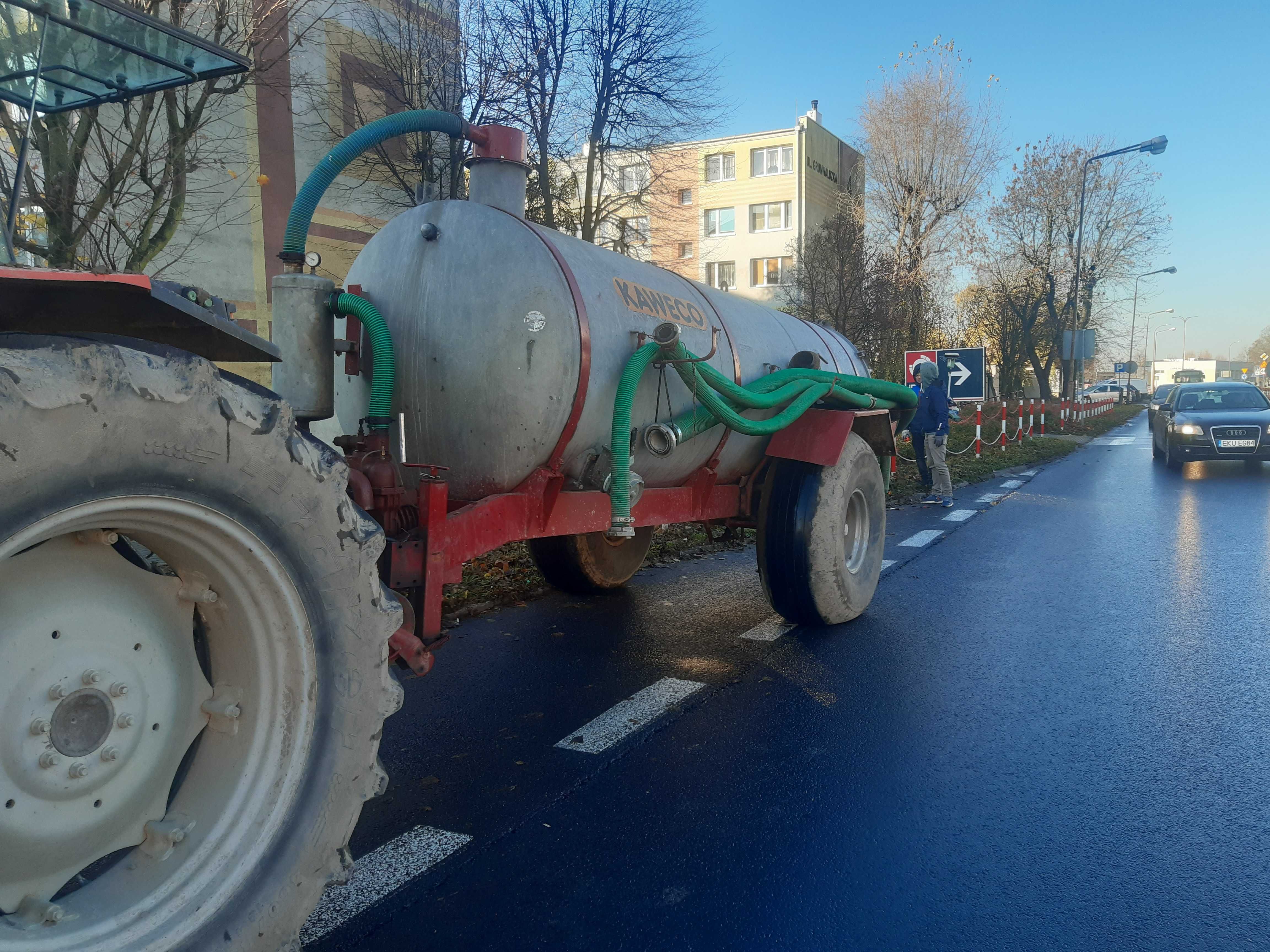 Usługi asenizacyjne wywóz szamba beczkowóz szambiarka