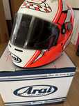 Capacete Novo Arai RRS da Ferrari nunca usado