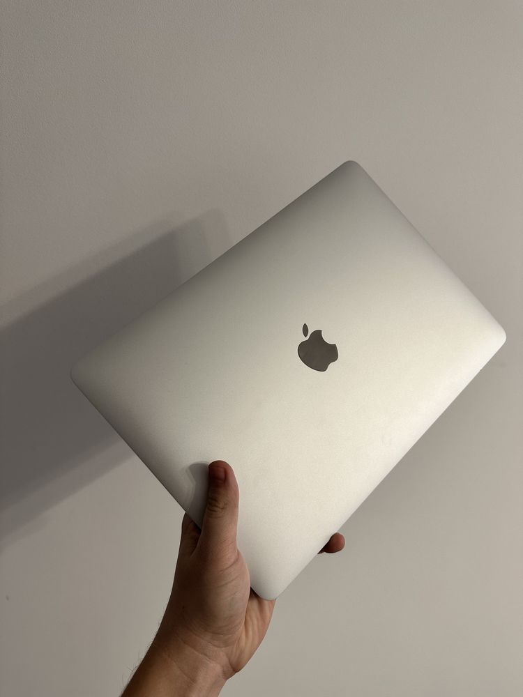 Mac Boock Air 2020 256gb | 8gb ОЗУ| Идеал