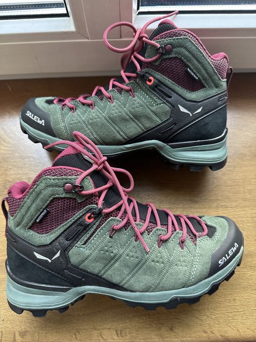 Трекінгові черевики Salewa