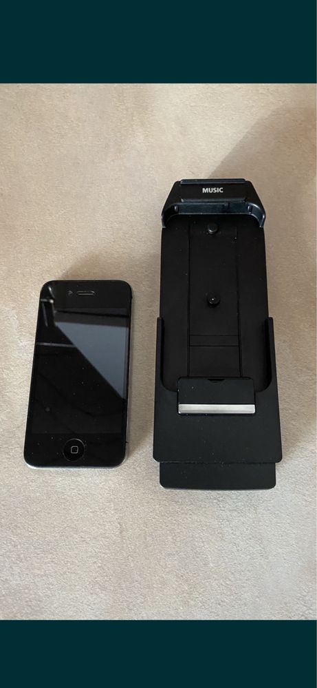 Adapter BMW + iPhone 4