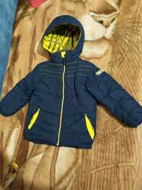 Демисезонная курточка на мальчика 4 года