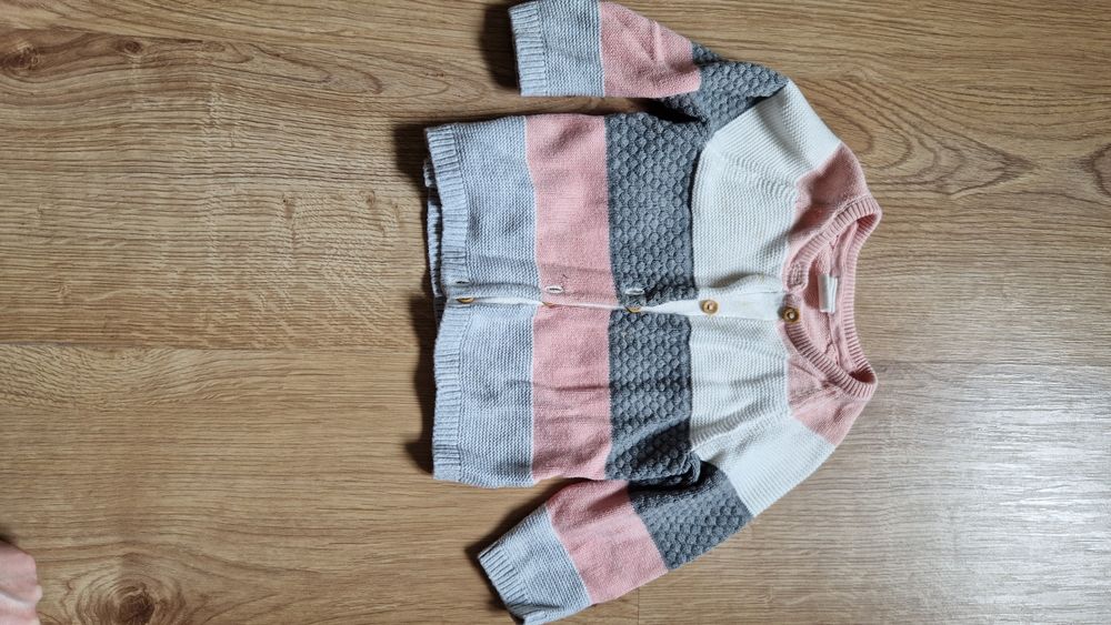Sweterek dziewczęcy H&M 68