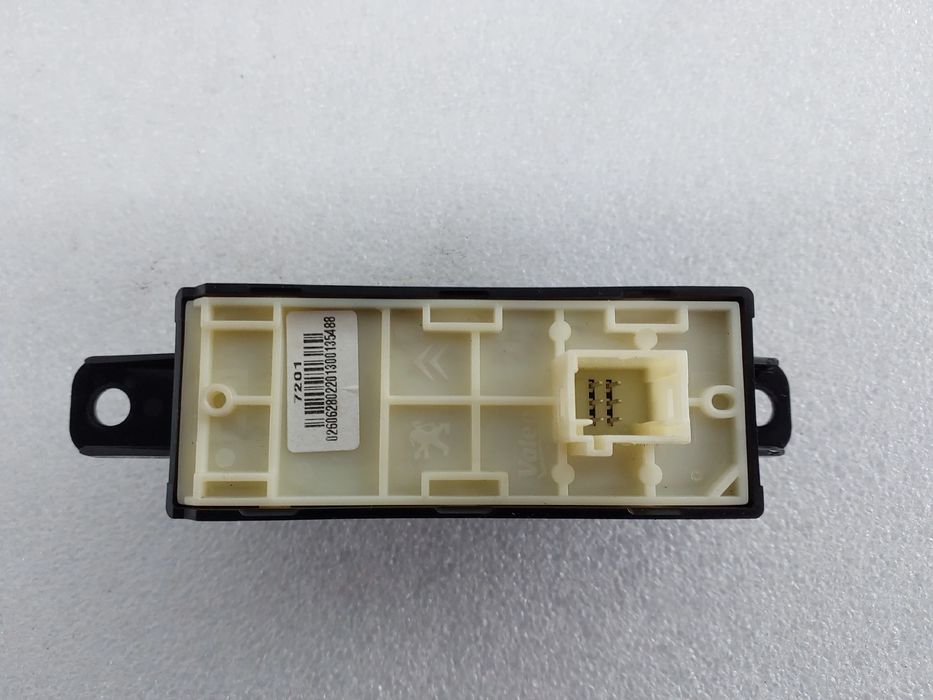 Comando do rádio PEUGEOT 208