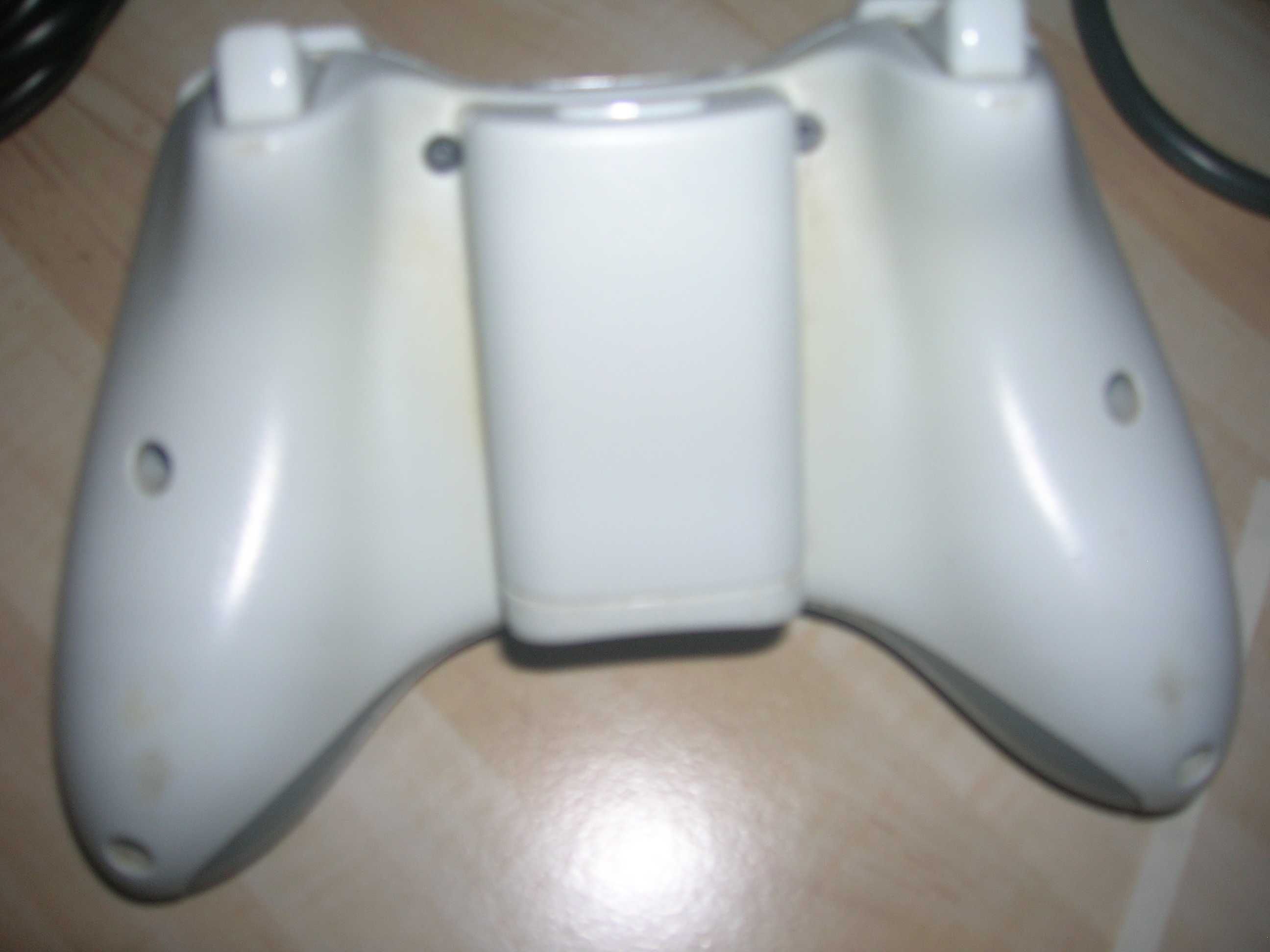 XBOX 360  odblokowany + pad + zasilacz + płyty