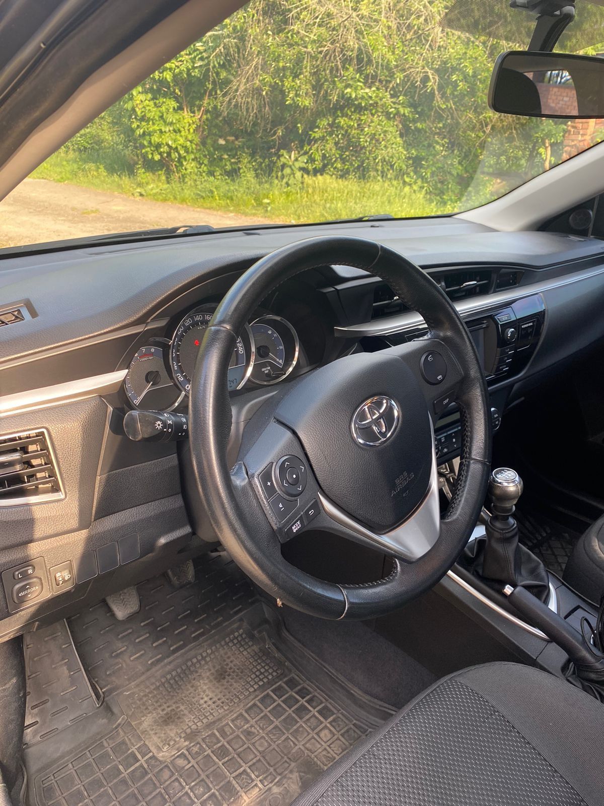 Toyota Corolla XI, 1.3 л, MT, в максимальній комплектації