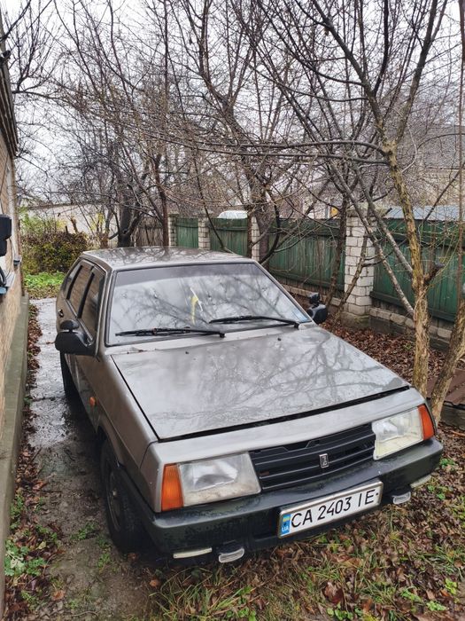 Продам дев'ятку.