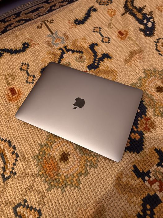 Apple Macbook M1 2020