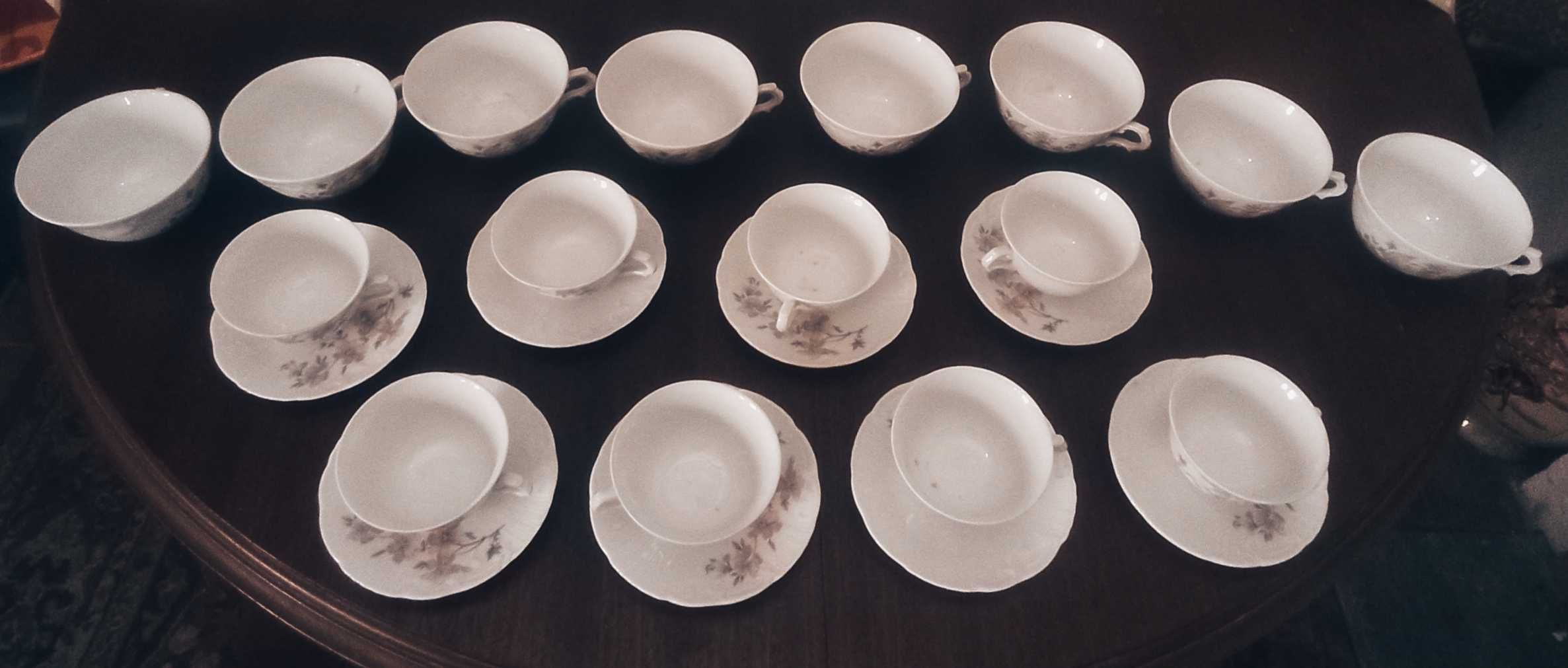 Vista Alegre -Conjunto de café/ chá (24 peças)