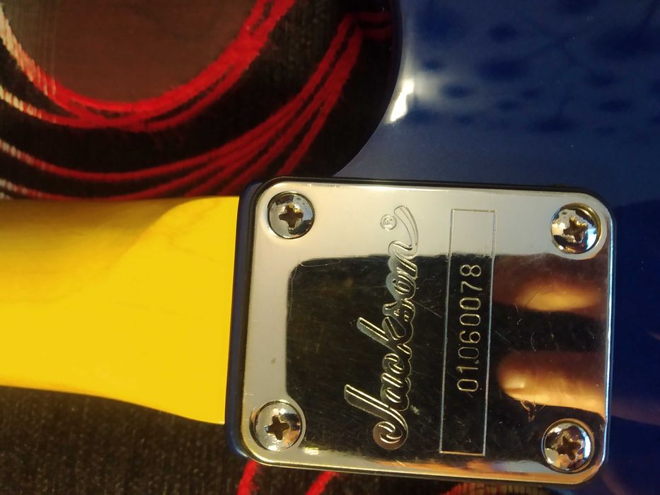 Jackson Dinky JS30DMB