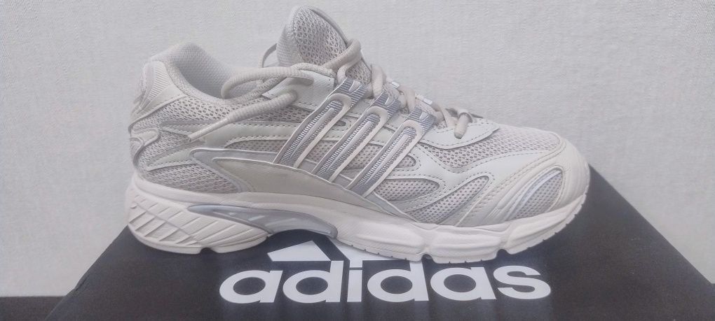 Adidas TEMPER RUN 2.0 40 розмір