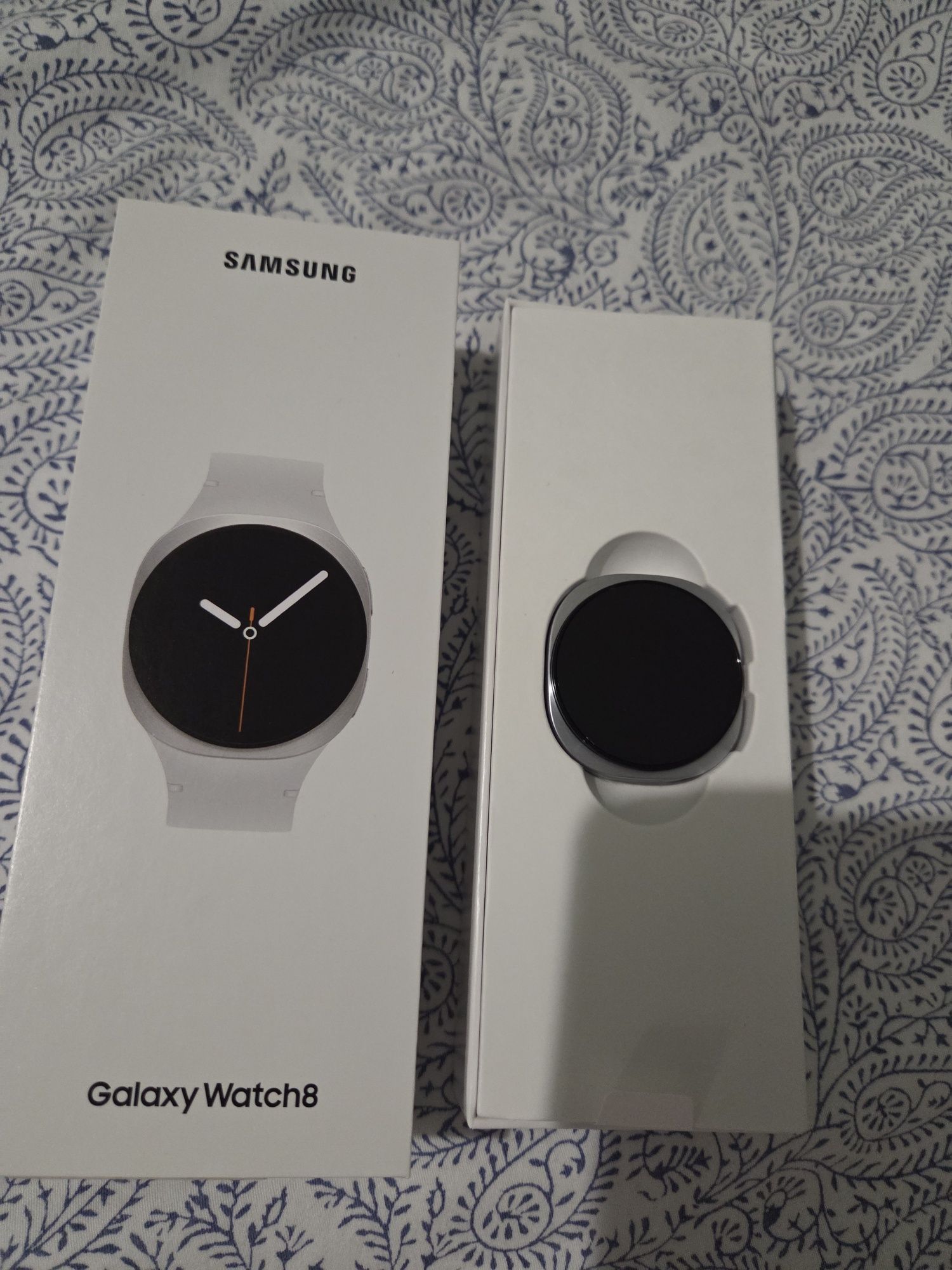 Samsung Galaxy  watch 8 lte 40 silver