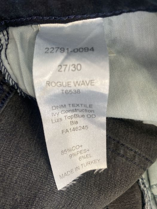 Jean Levi’s Mulher Mile High Super Skinny Marrina W27 L30