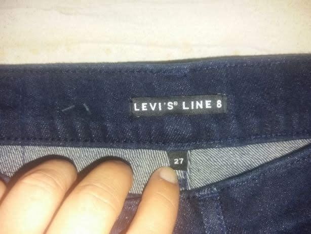 Продам джинси Levi's line 8