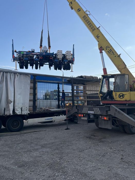 Послуги автокрана 14 тонн 14 м стріла