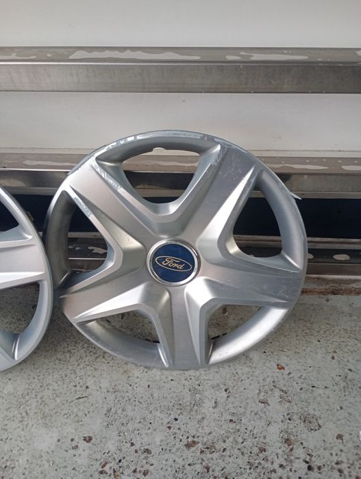 Колпаки Форд на 15