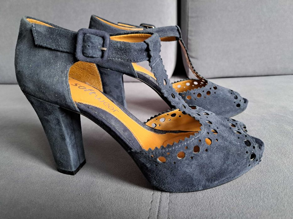 Clarks sandały dollar craze słupek rozmiar 37 UK4 granat peep toe.