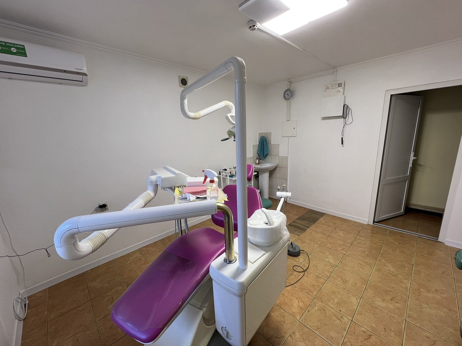 Пропоную на продаж стоматологічну клініку по вул Панча