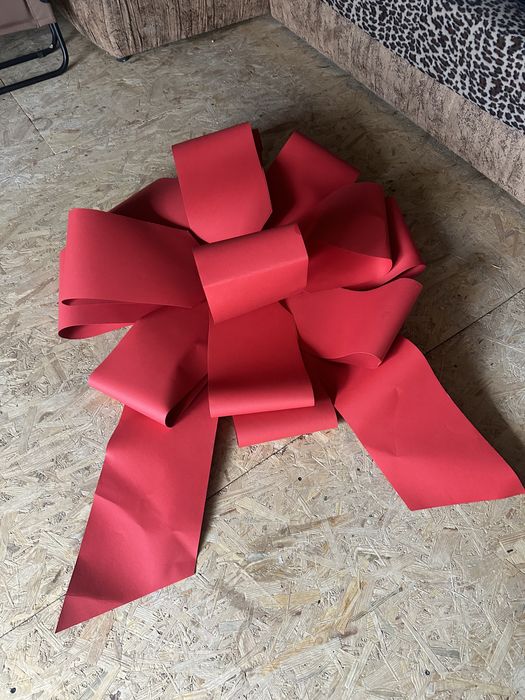 Бант подарочный на авто