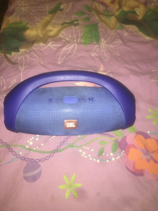 Срочно продам колонку BOOM BOX