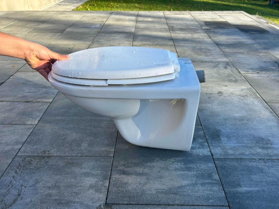 Miska WC podwieszana, Miska WC wisząca tymczasowa na budowę