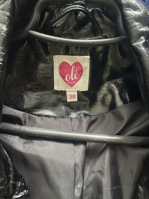 Куртка лакова, косуха, нова.