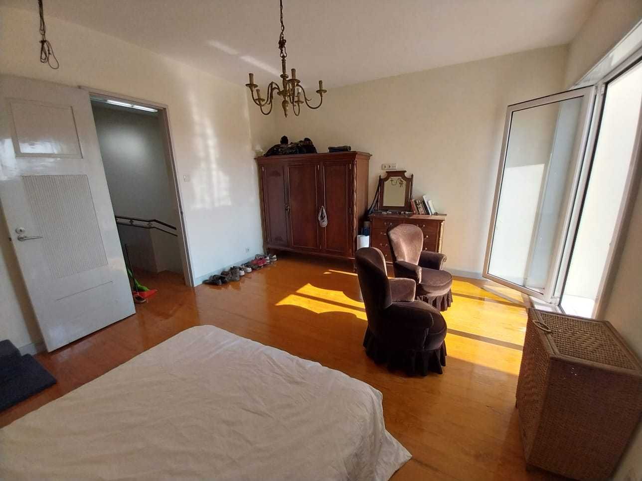 Quarto para arrendamento