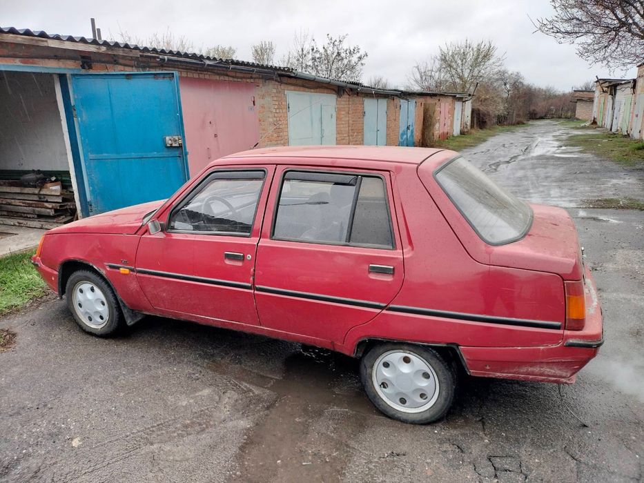Продаю власне авто в гарному технічному стані