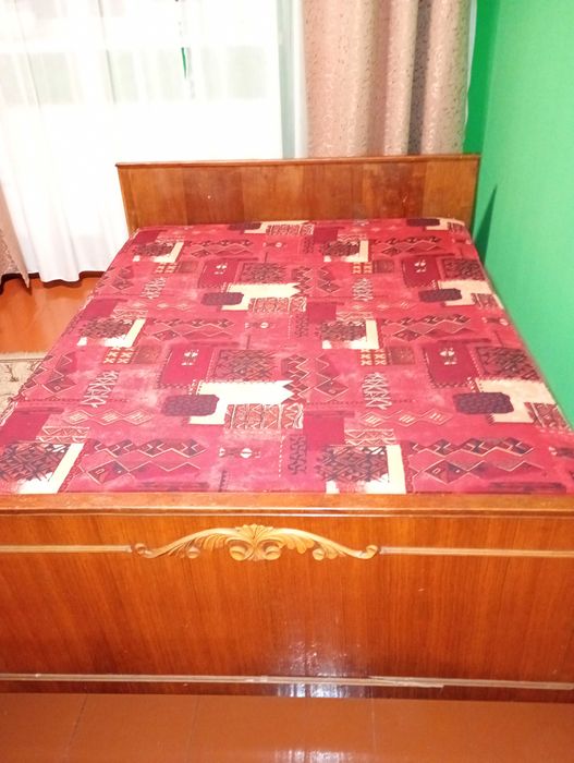 Ліжко двоспальне