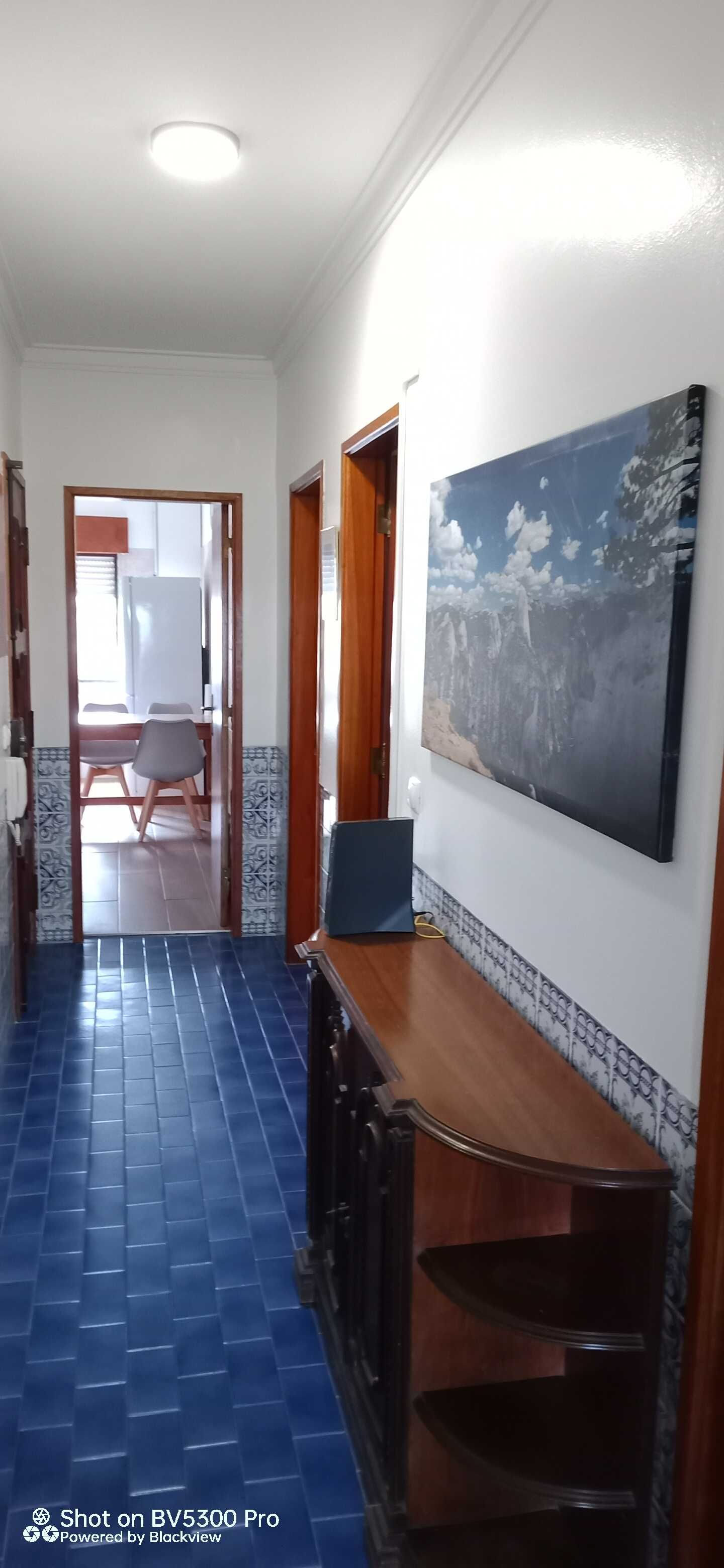 Almada-Cova da Piedade - Quartos mobilados (12-14 m2) para estudantes