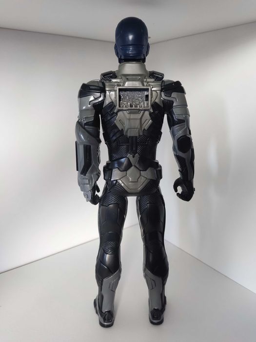 Figurka Captain America 30 cm Kapitan Ameryka Titan Hero Series Hasbro