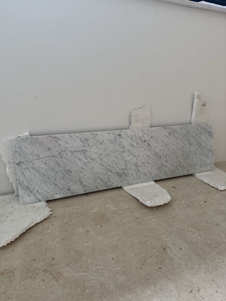 Parapety marmurowy carrara 115x30 3cm