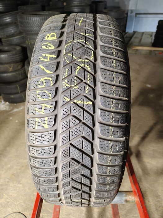 235/55R17 103 V Pirelli SottoZero3   Z409/40B