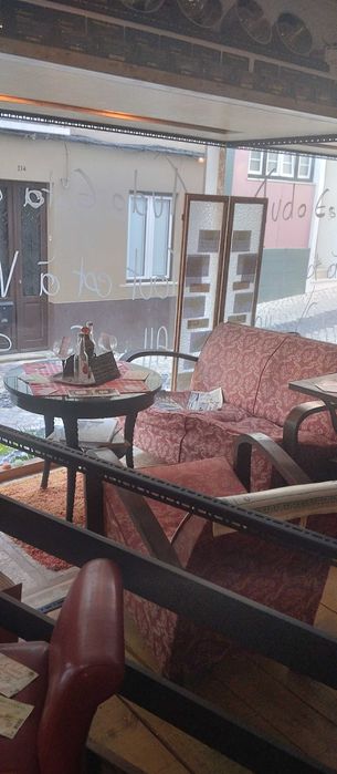 Cadeirãos Antigos...E muito mais !