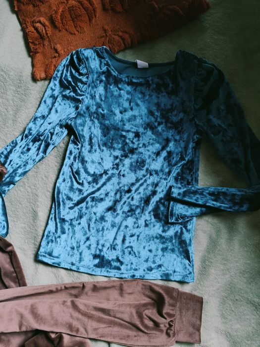 Dres welurowy dziewczęcy