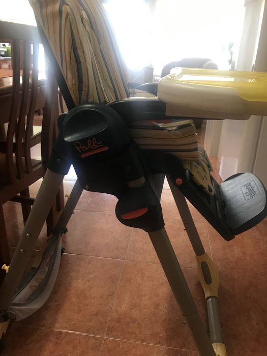 Cadeiras de bebé para auto + refeições (2 pelo preço de 1)