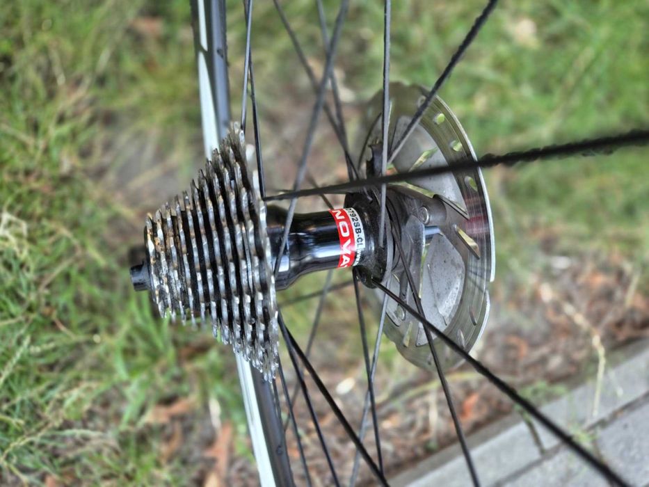 Koła szosowe rowerowe hed karbon carbon