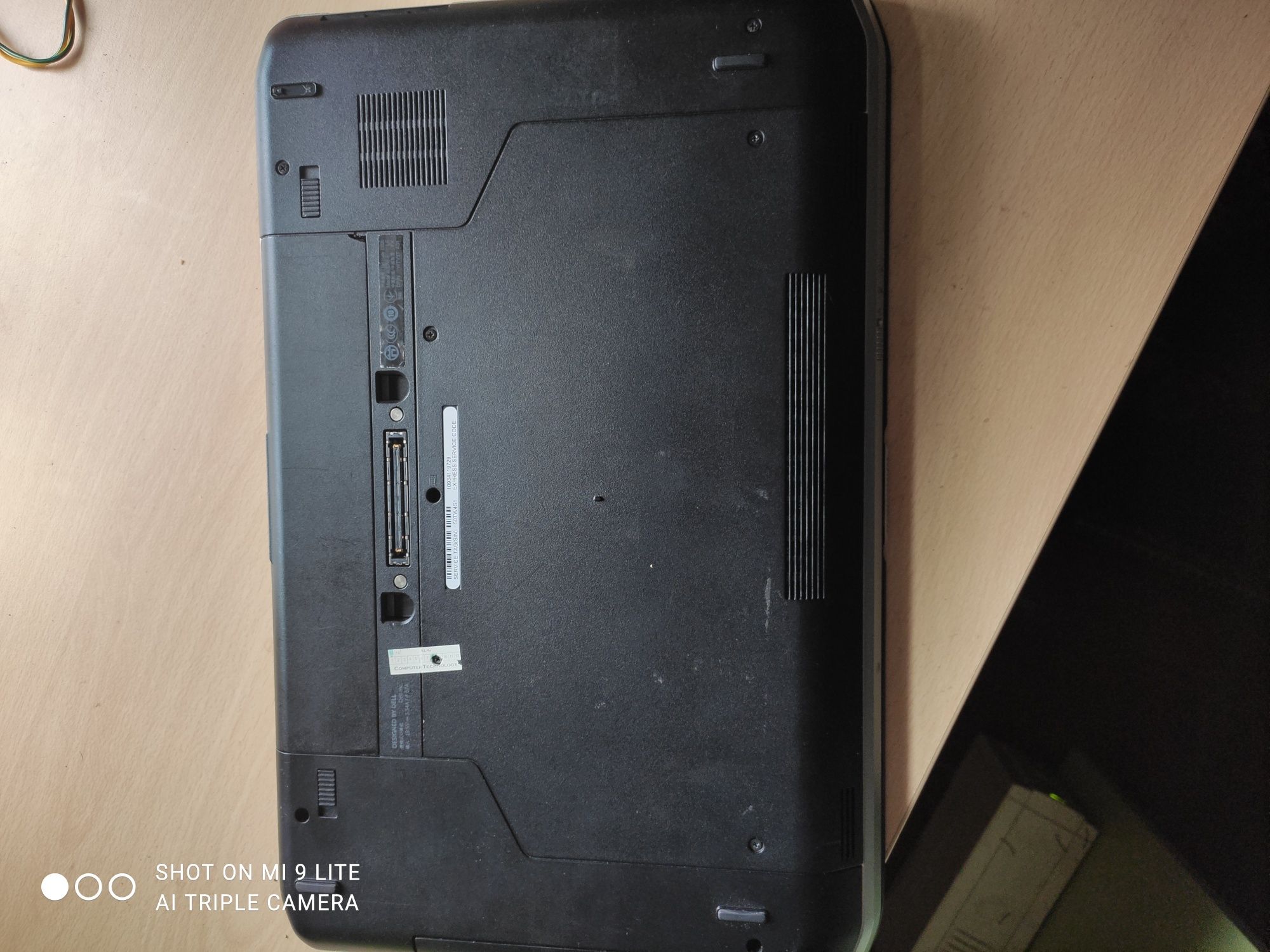 Ноутбук DeLL Latitude E5520