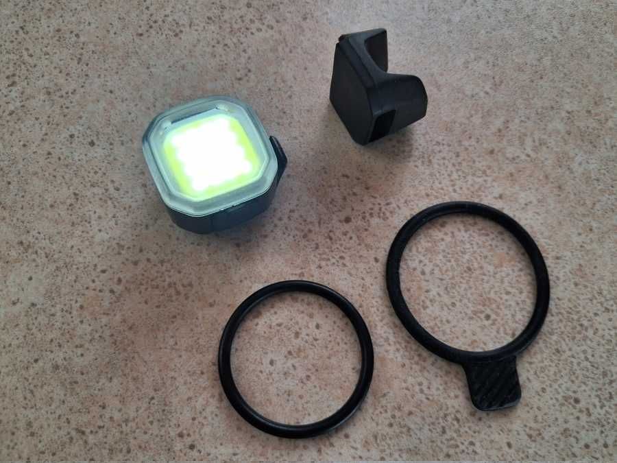 Giant Cast HL 30 lampka rowerowa przednia USB sportowa klips