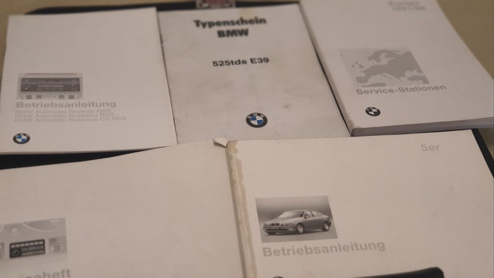 BMW е39 525TDI книги по эксплуатацыи.