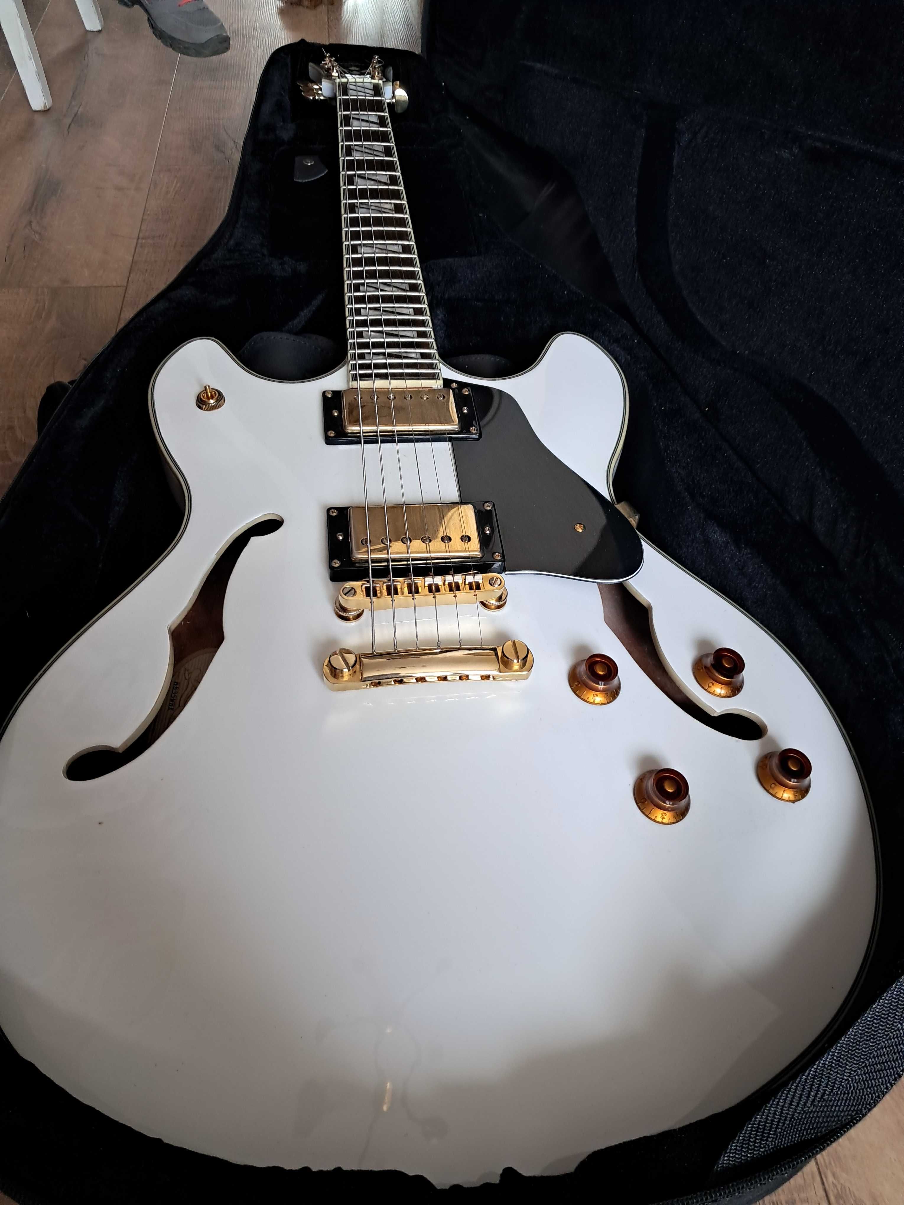 Gitara elektryczna Epiphone Washburn typu hollow