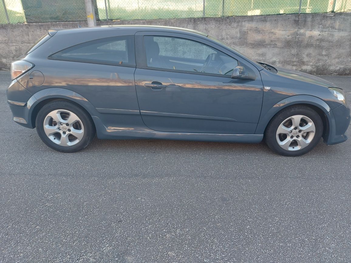 Opel astra GTC 1.3 CDTI 2006