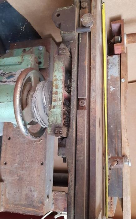 Долбіжно пазовий верстат