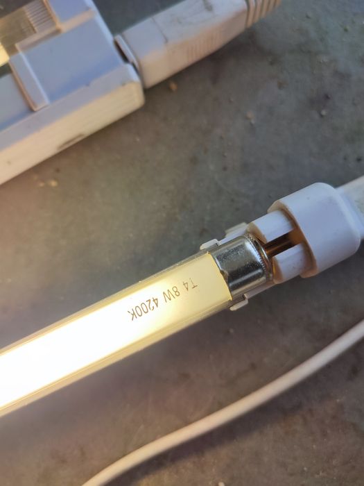 Oprawy świetlówki T4 komplet