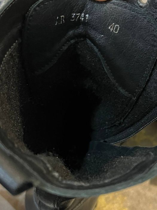 Абсолютно новые кожаные ботинки, размер 40