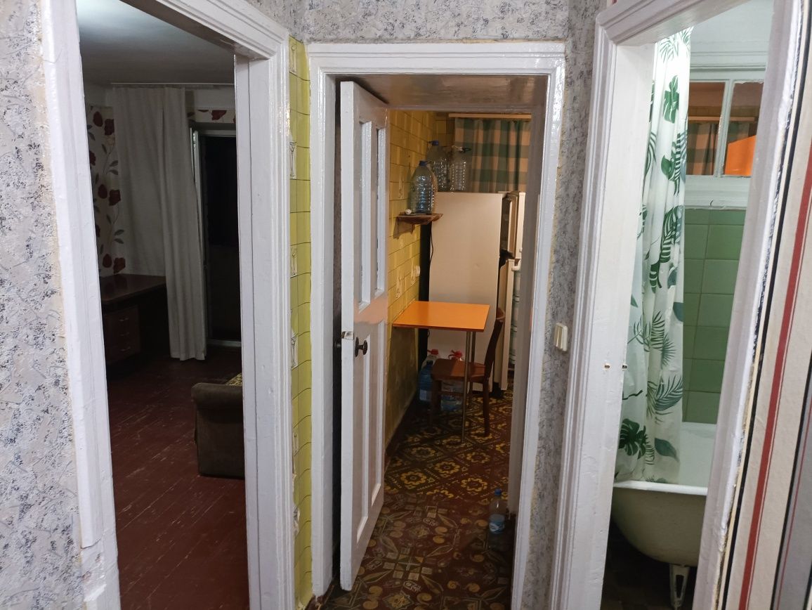 Обмен 1 ком. кв. на дом без ремонта в Соляных. Квартира 31,9 м.кв