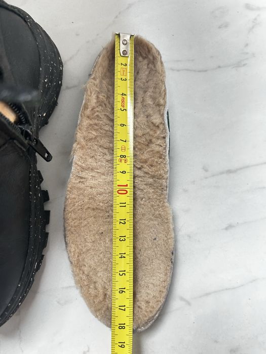 Зимние ботинки на меху 27 размер