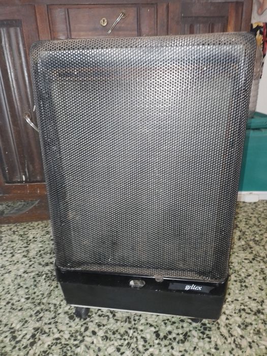 Aquecedor a gás à venda.